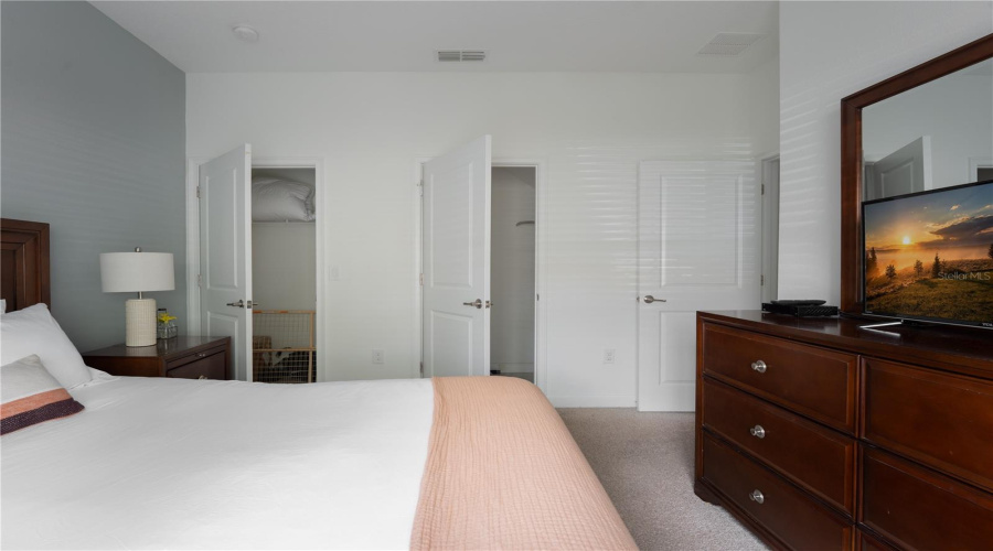 KISSIMMEE, Florida 34746, 4 Bedrooms Bedrooms, ,3 BathroomsBathrooms,Residential,For Sale,PEQUOD,0,MFRO6349711