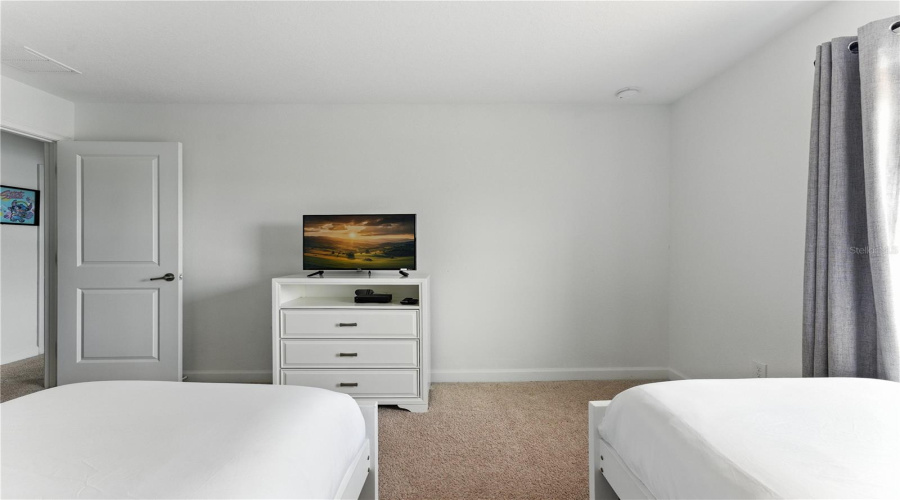 KISSIMMEE, Florida 34746, 4 Bedrooms Bedrooms, ,3 BathroomsBathrooms,Residential,For Sale,PEQUOD,0,MFRO6349711