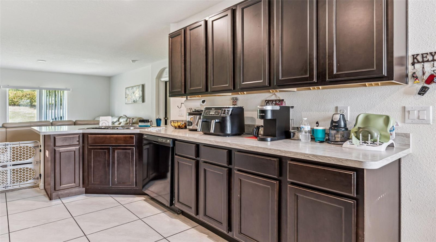 DAVENPORT, Florida 33897, 3 Bedrooms Bedrooms, ,2 BathroomsBathrooms,Residential,For Sale,SHADY TREE,0,MFRS5135875