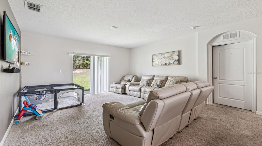 DAVENPORT, Florida 33897, 3 Bedrooms Bedrooms, ,2 BathroomsBathrooms,Residential,For Sale,SHADY TREE,0,MFRS5135875