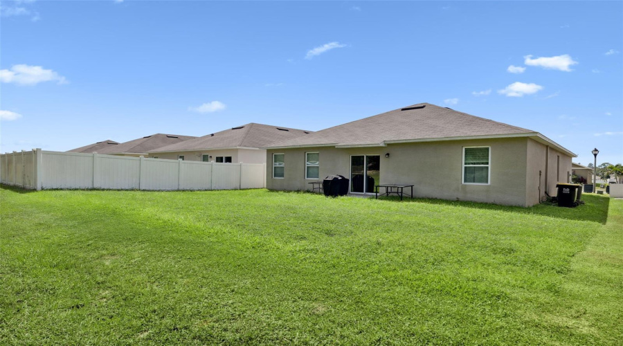 DAVENPORT, Florida 33897, 3 Bedrooms Bedrooms, ,2 BathroomsBathrooms,Residential,For Sale,SHADY TREE,0,MFRS5135875