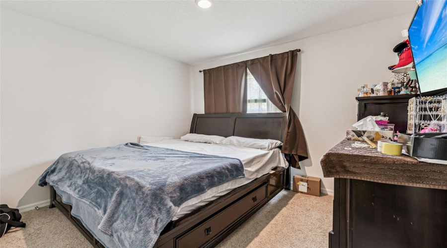 DAVENPORT, Florida 33897, 3 Bedrooms Bedrooms, ,2 BathroomsBathrooms,Residential,For Sale,SHADY TREE,0,MFRS5135875