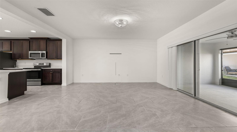 DAVENPORT, Florida 33837, 3 Bedrooms Bedrooms, ,2 BathroomsBathrooms,Residential,For Sale,BLAZING STAR,0,MFRS5135963