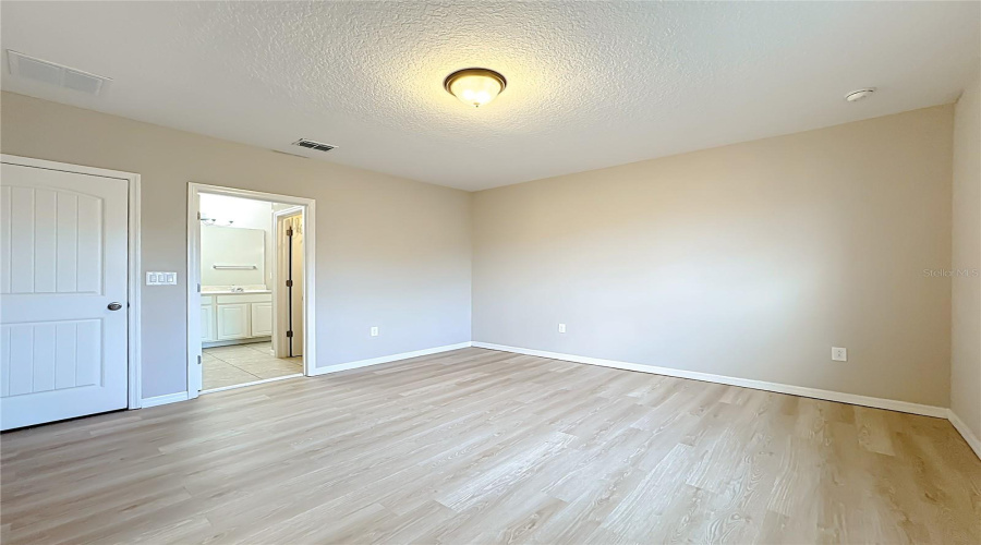 Walk in closet