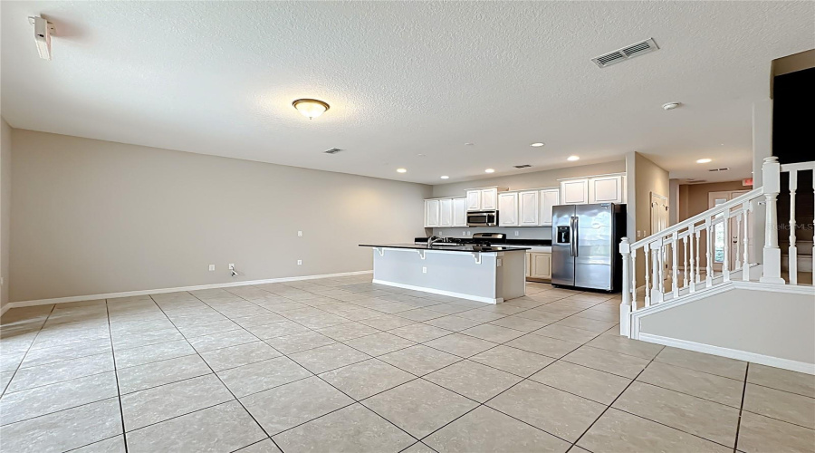 DAVENPORT, Florida 33837, 4 Bedrooms Bedrooms, ,3 BathroomsBathrooms,Residential,For Sale,TERRASONESTA,0,MFRTB8434688