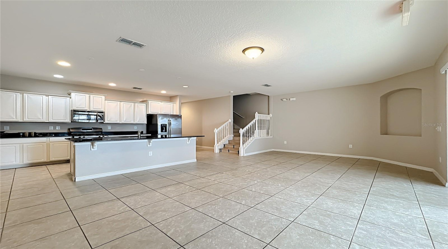 DAVENPORT, Florida 33837, 4 Bedrooms Bedrooms, ,3 BathroomsBathrooms,Residential,For Sale,TERRASONESTA,0,MFRTB8434688