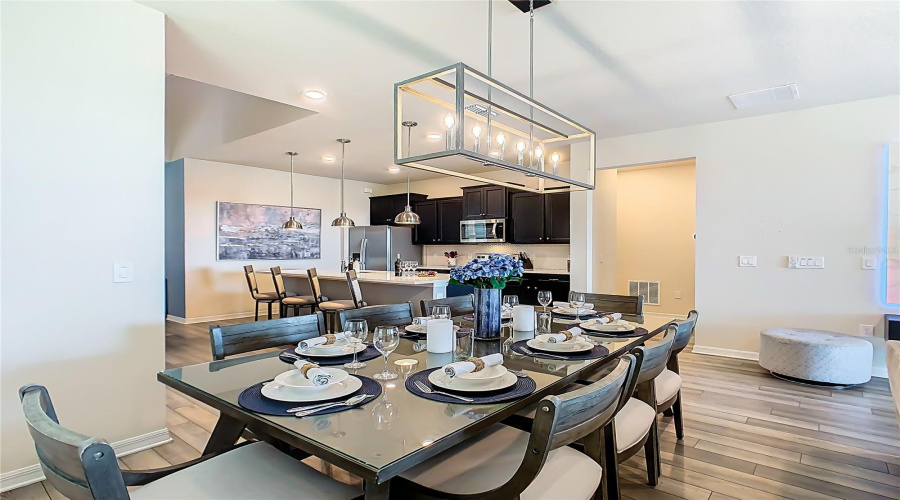 DAVENPORT, Florida 33897, 7 Bedrooms Bedrooms, ,5 BathroomsBathrooms,Residential,For Sale,SUMMER,0,MFRO6349833