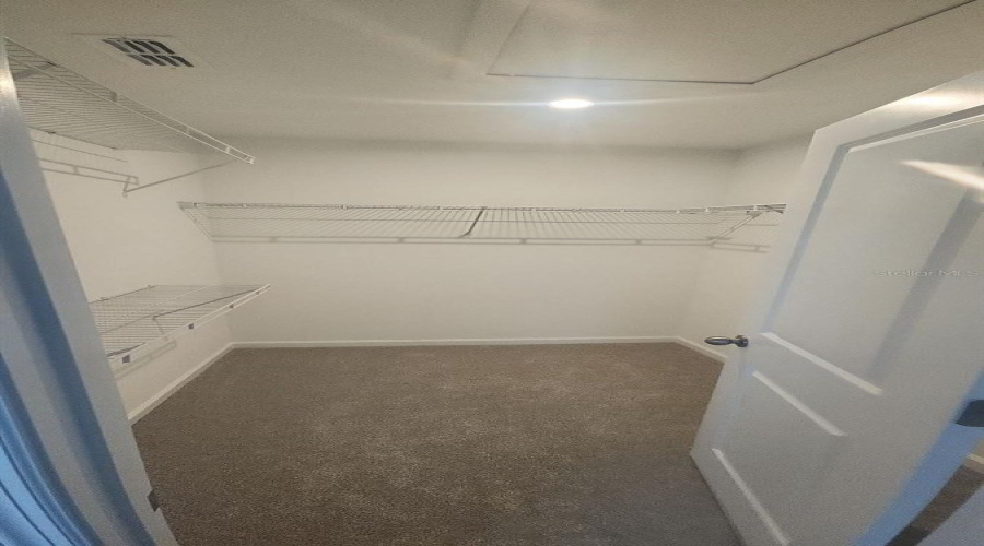 KISSIMMEE, Florida 34747, 3 Bedrooms Bedrooms, ,2 BathroomsBathrooms,Residential,For Sale,OCEAN TIDE,0,MFRO6348523