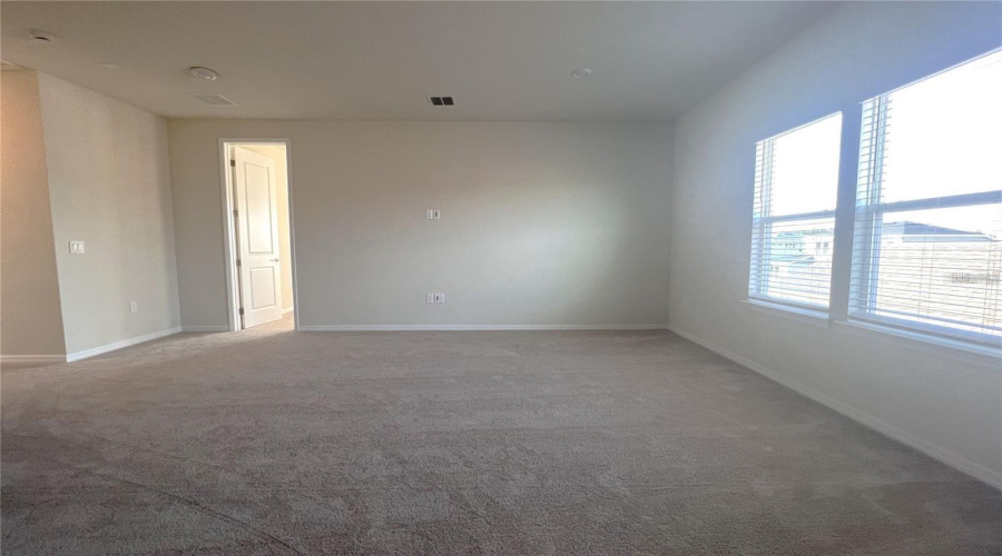 ORLANDO, Florida 32836, 5 Bedrooms Bedrooms, ,4 BathroomsBathrooms,Residential,For Sale,PARKVIEW RESERVE,0,MFRO6337448