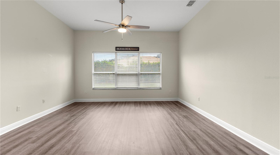 KISSIMMEE, Florida 34746, 5 Bedrooms Bedrooms, ,4 BathroomsBathrooms,Residential,For Sale,SHORESIDE,0,MFRA4667406