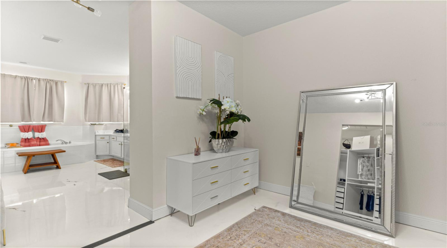 KISSIMMEE, Florida 34746, 5 Bedrooms Bedrooms, ,4 BathroomsBathrooms,Residential,For Sale,SHORESIDE,0,MFRA4667406