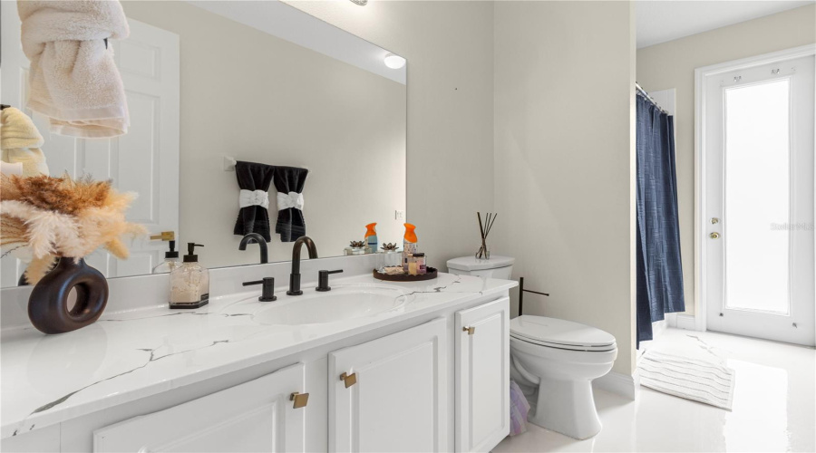 KISSIMMEE, Florida 34746, 5 Bedrooms Bedrooms, ,4 BathroomsBathrooms,Residential,For Sale,SHORESIDE,0,MFRA4667406