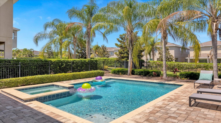 KISSIMMEE, Florida 34747, 5 Bedrooms Bedrooms, ,5 BathroomsBathrooms,Residential,For Sale,MINTON,0,MFRO6349659