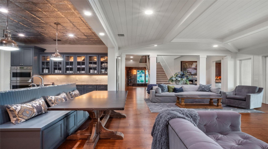 ORLANDO, Florida 32836, 5 Bedrooms Bedrooms, ,4 BathroomsBathrooms,Residential,For Sale,LONE TREE,0,MFRO6349925