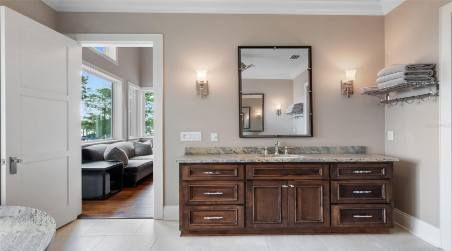 ORLANDO, Florida 32836, 5 Bedrooms Bedrooms, ,4 BathroomsBathrooms,Residential,For Sale,LONE TREE,0,MFRO6349925