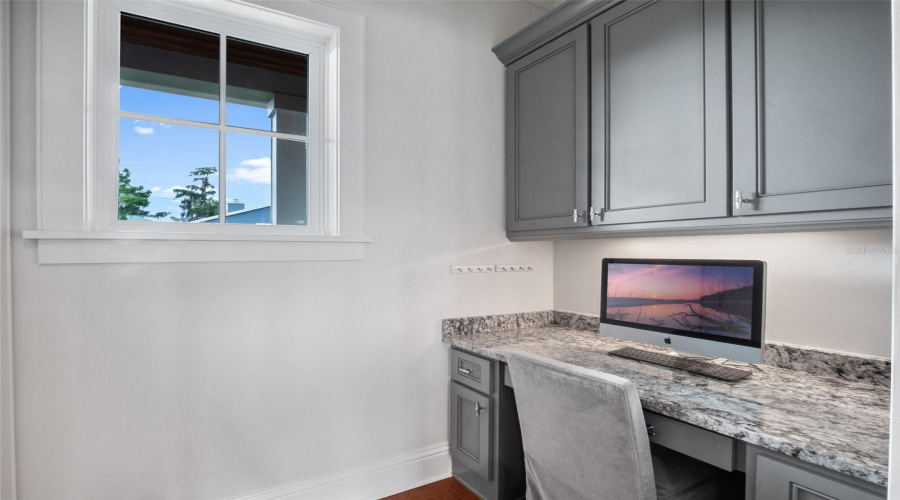 ORLANDO, Florida 32836, 5 Bedrooms Bedrooms, ,4 BathroomsBathrooms,Residential,For Sale,LONE TREE,0,MFRO6349925