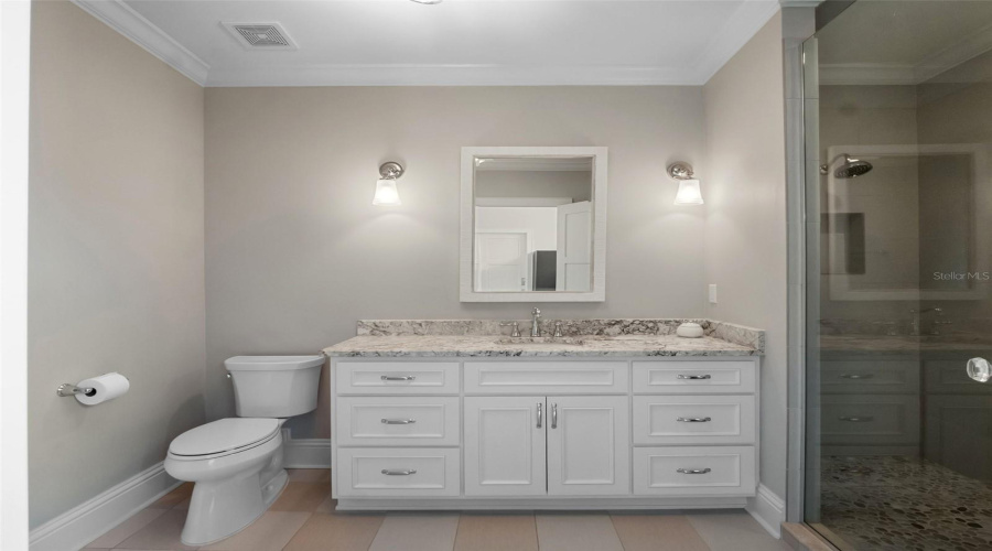 ORLANDO, Florida 32836, 5 Bedrooms Bedrooms, ,4 BathroomsBathrooms,Residential,For Sale,LONE TREE,0,MFRO6349925