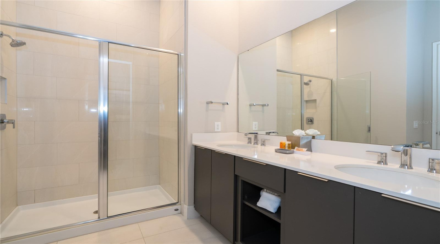 REUNION, Florida 34747, 5 Bedrooms Bedrooms, ,4 BathroomsBathrooms,Residential,For Sale,SANDY RIDGE,0,MFRO6349052