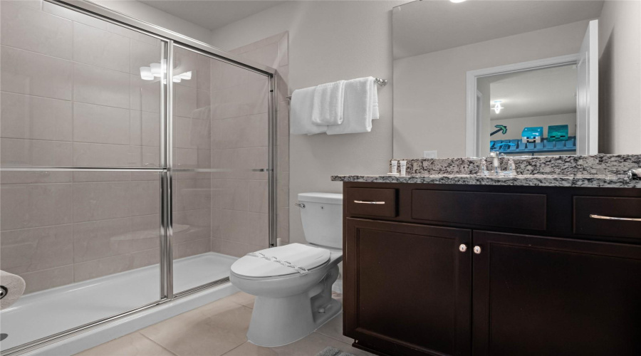 DAVENPORT, Florida 33897, 10 Bedrooms Bedrooms, ,8 BathroomsBathrooms,Residential,For Sale,LANA,0,MFRO6350469