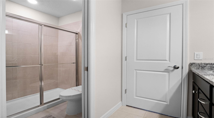 DAVENPORT, Florida 33897, 10 Bedrooms Bedrooms, ,8 BathroomsBathrooms,Residential,For Sale,LANA,0,MFRO6350469