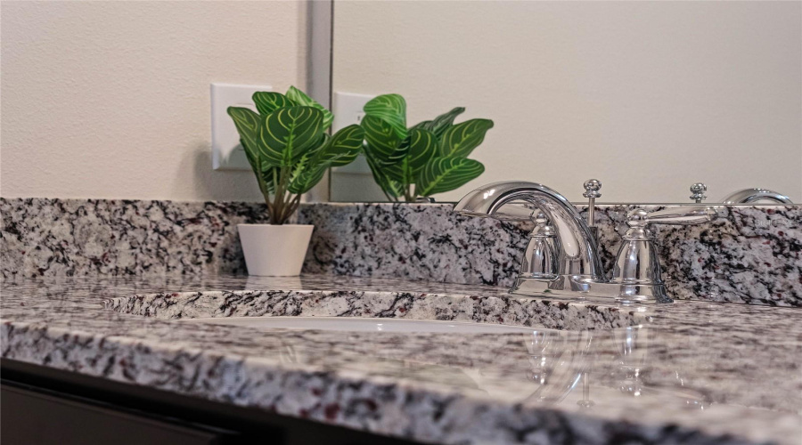 DAVENPORT, Florida 33897, 10 Bedrooms Bedrooms, ,8 BathroomsBathrooms,Residential,For Sale,LANA,0,MFRO6350469