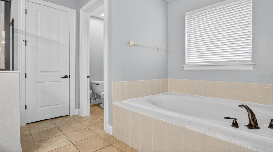 KISSIMMEE, Florida 34747, 10 Bedrooms Bedrooms, ,10 BathroomsBathrooms,Residential,For Sale,LASSO,0,MFRO6350262