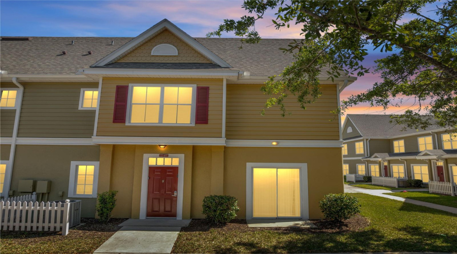 KISSIMMEE, Florida 34746, 4 Bedrooms Bedrooms, ,3 BathroomsBathrooms,Residential,For Sale,YELLOWGOLD,0,MFRS5123170