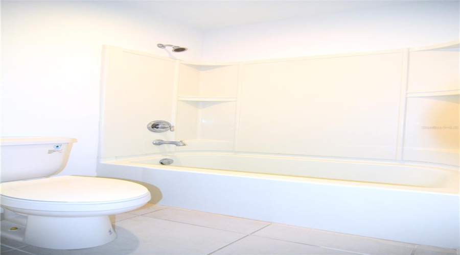 Bathroom 3 toilet & tub room