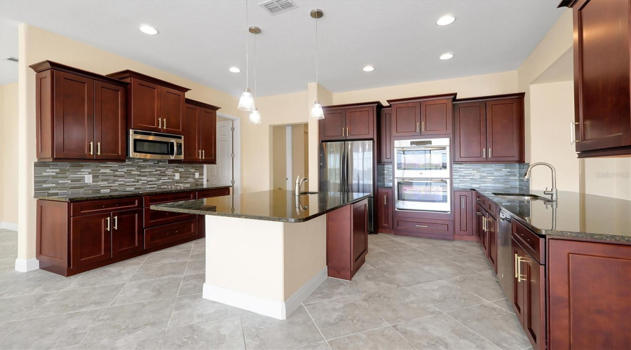 KISSIMMEE, Florida 34746, 5 Bedrooms Bedrooms, ,4 BathroomsBathrooms,Residential,For Sale,SPINNAKER,0,MFRO6350530