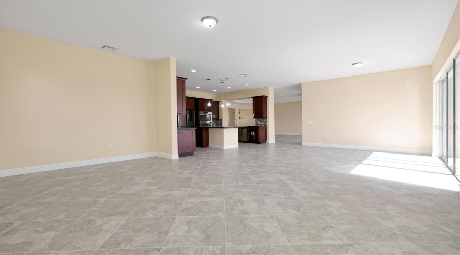 KISSIMMEE, Florida 34746, 5 Bedrooms Bedrooms, ,4 BathroomsBathrooms,Residential,For Sale,SPINNAKER,0,MFRO6350530