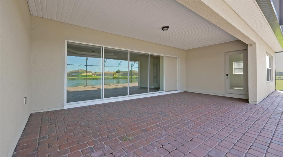 KISSIMMEE, Florida 34746, 5 Bedrooms Bedrooms, ,4 BathroomsBathrooms,Residential,For Sale,SPINNAKER,0,MFRO6350530