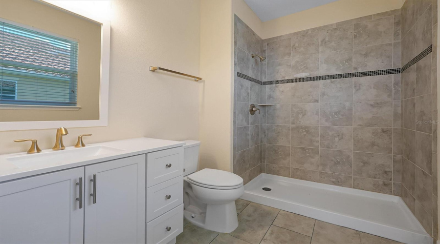 KISSIMMEE, Florida 34746, 5 Bedrooms Bedrooms, ,4 BathroomsBathrooms,Residential,For Sale,SPINNAKER,0,MFRO6350530