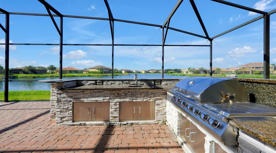 KISSIMMEE, Florida 34746, 5 Bedrooms Bedrooms, ,4 BathroomsBathrooms,Residential,For Sale,SPINNAKER,0,MFRO6350530