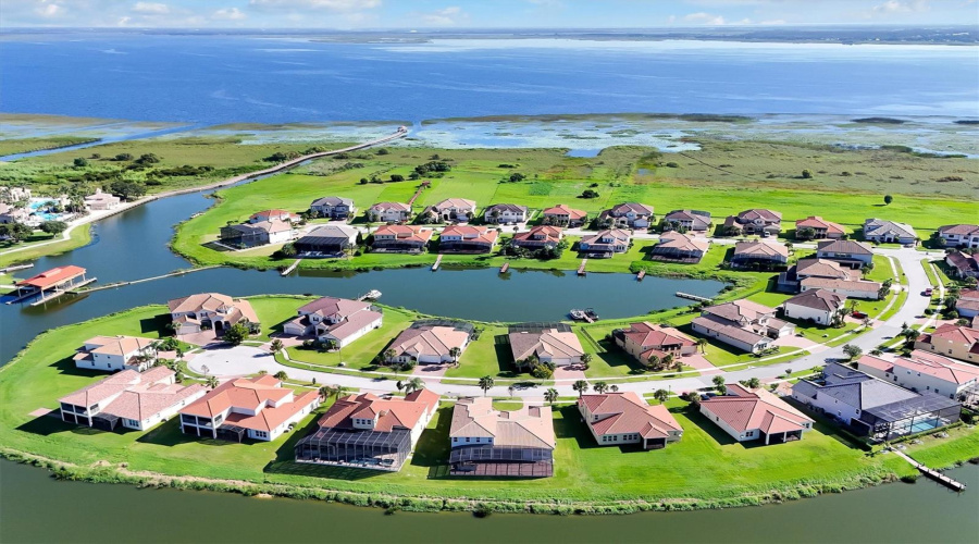 KISSIMMEE, Florida 34746, 5 Bedrooms Bedrooms, ,4 BathroomsBathrooms,Residential,For Sale,SPINNAKER,0,MFRO6350530