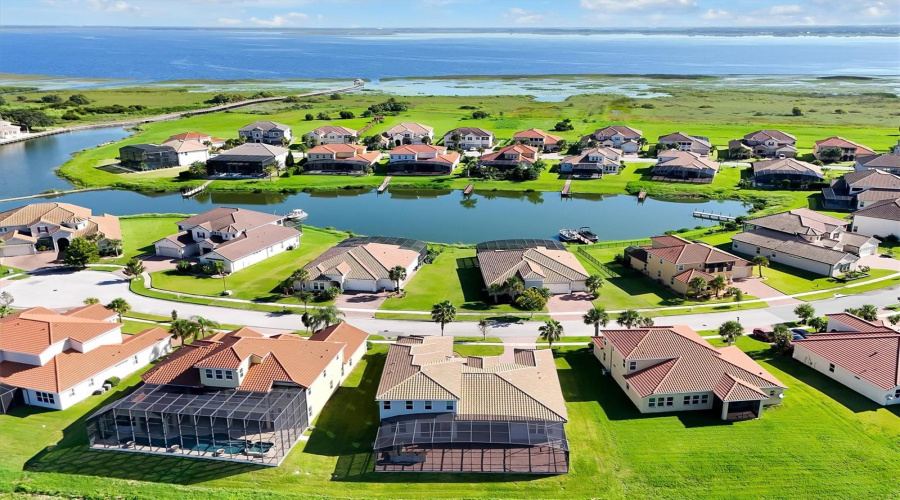 KISSIMMEE, Florida 34746, 5 Bedrooms Bedrooms, ,4 BathroomsBathrooms,Residential,For Sale,SPINNAKER,0,MFRO6350530