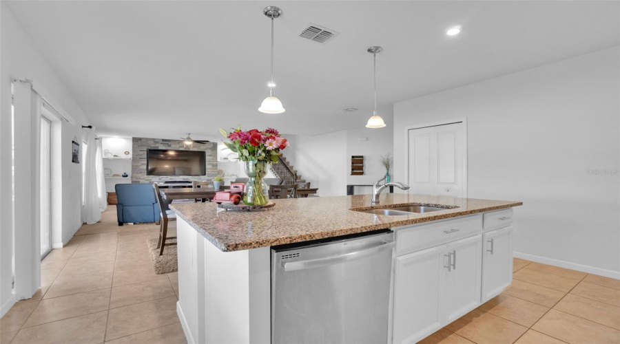 DAVENPORT, Florida 33837, 4 Bedrooms Bedrooms, ,3 BathroomsBathrooms,Residential,For Sale,ARIA,0,MFRO6350034