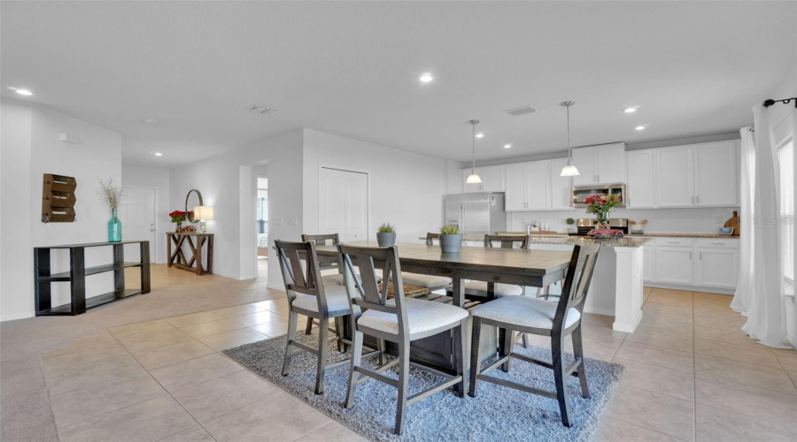 DAVENPORT, Florida 33837, 4 Bedrooms Bedrooms, ,3 BathroomsBathrooms,Residential,For Sale,ARIA,0,MFRO6350034
