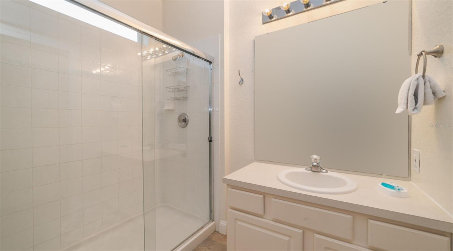 KISSIMMEE, Florida 34747, 5 Bedrooms Bedrooms, ,5 BathroomsBathrooms,Residential,For Sale,MANESTY,0,MFRO6284436