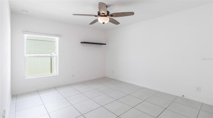 DAVENPORT, Florida 33837, 4 Bedrooms Bedrooms, ,2 BathroomsBathrooms,Residential,For Sale,AVENAL,0,MFRO6303370