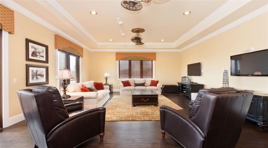 REUNION, Florida 34747, 8 Bedrooms Bedrooms, ,8 BathroomsBathrooms,Residential,For Sale,PALMILLA,0,MFRS5136203
