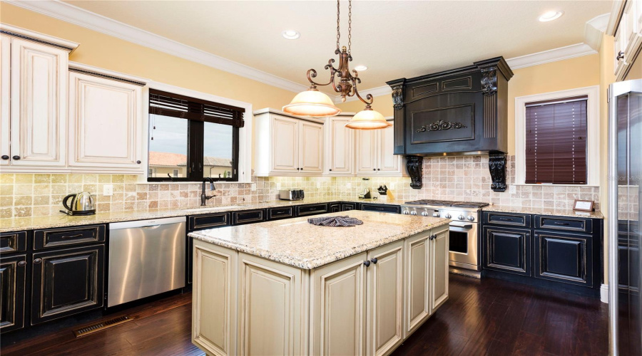 REUNION, Florida 34747, 9 Bedrooms Bedrooms, ,12 BathroomsBathrooms,Residential,For Sale,PALMILLA,0,MFRS5135966