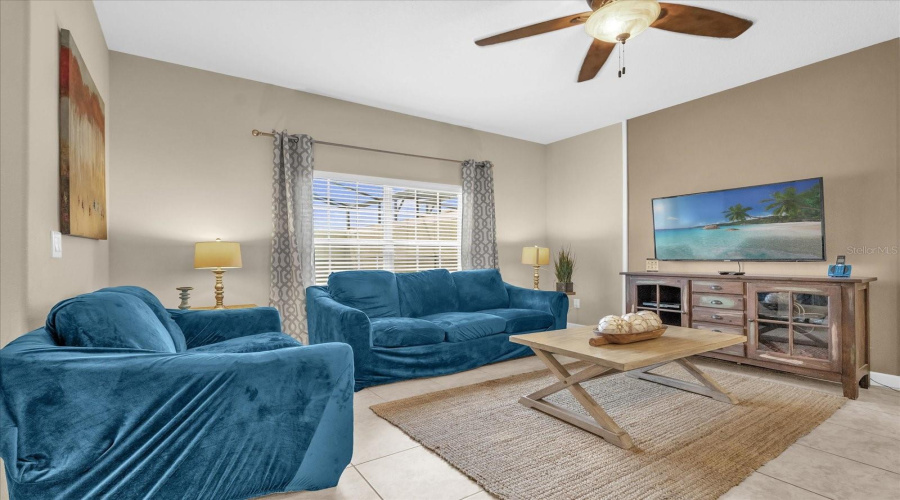 KISSIMMEE, Florida 34746, 4 Bedrooms Bedrooms, ,3 BathroomsBathrooms,Residential,For Sale,CLOCK TOWER,0,MFRS5132921