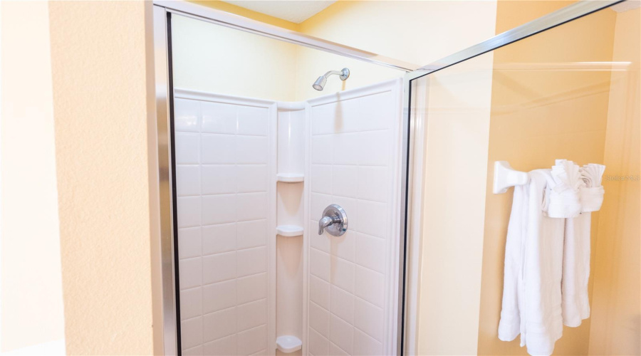 DAVENPORT, Florida 33897, 5 Bedrooms Bedrooms, ,4 BathroomsBathrooms,Residential,For Sale,SOLANA,0,MFRO6330162
