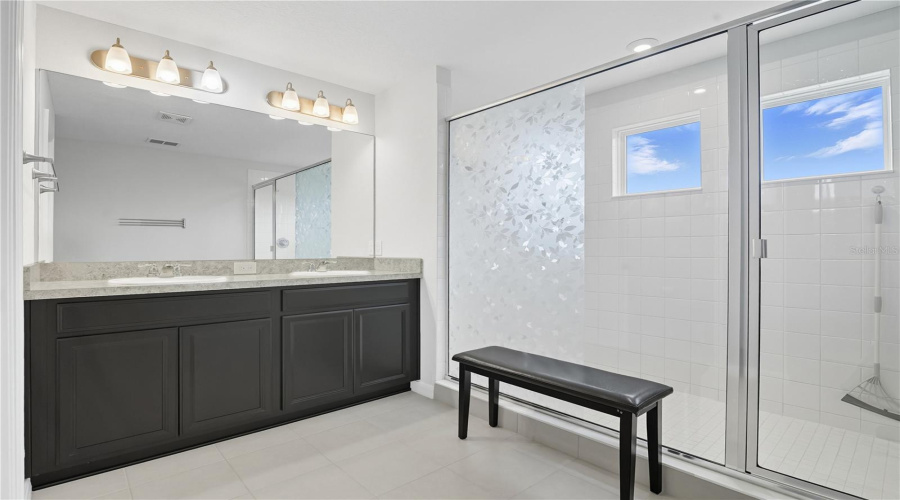DAVENPORT, Florida 33896, 3 Bedrooms Bedrooms, ,2 BathroomsBathrooms,Residential,For Sale,ABERDEEN,0,MFRS5136266