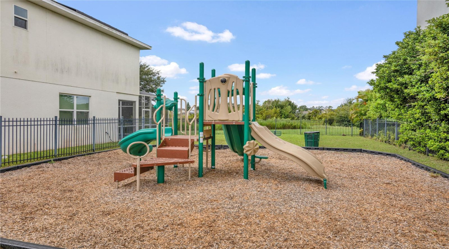 DAVENPORT, Florida 33896, 3 Bedrooms Bedrooms, ,2 BathroomsBathrooms,Residential,For Sale,ABERDEEN,0,MFRS5136266