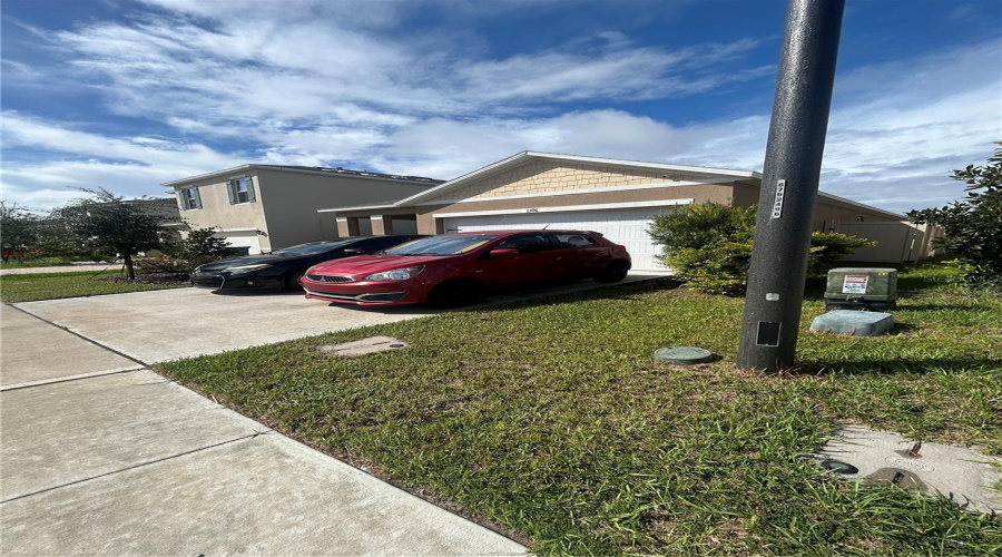 DAVENPORT, Florida 33837, 3 Bedrooms Bedrooms, ,2 BathroomsBathrooms,Residential,For Sale,BERRY,0,MFRS5136280