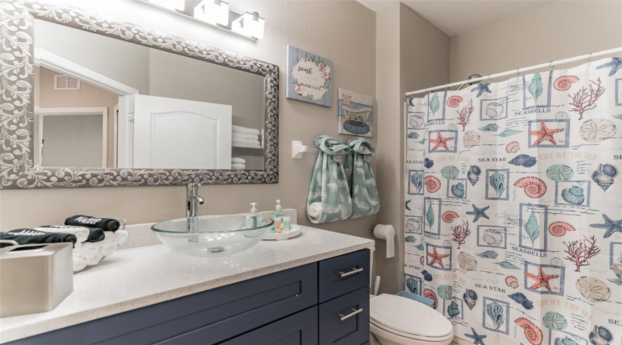 KISSIMMEE, Florida 34746, 4 Bedrooms Bedrooms, ,3 BathroomsBathrooms,Residential,For Sale,CARAVELLE,0,MFRO6350474