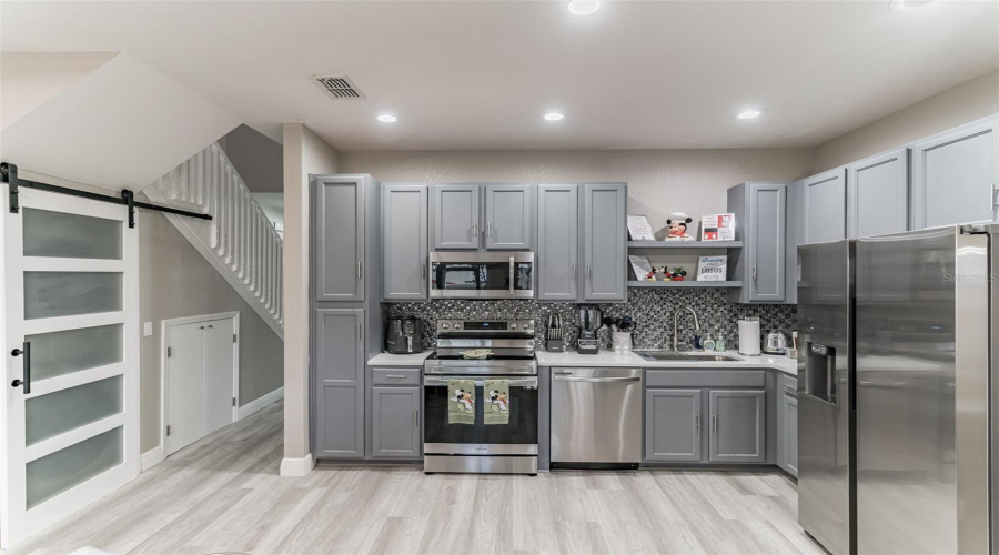 KISSIMMEE, Florida 34746, 4 Bedrooms Bedrooms, ,3 BathroomsBathrooms,Residential,For Sale,CARAVELLE,0,MFRO6350474