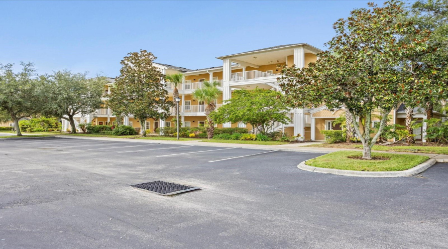 DAVENPORT, Florida 33837, 3 Bedrooms Bedrooms, ,2 BathroomsBathrooms,Residential,For Sale,RUM,0,MFRO6351150