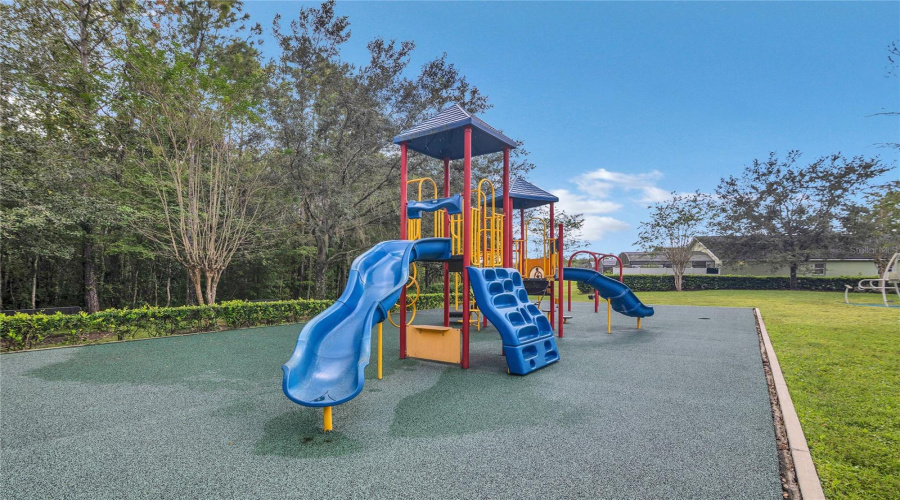 DAVENPORT, Florida 33896, 5 Bedrooms Bedrooms, ,4 BathroomsBathrooms,Residential,For Sale,SANDY RIDGE,0,MFRO6350111